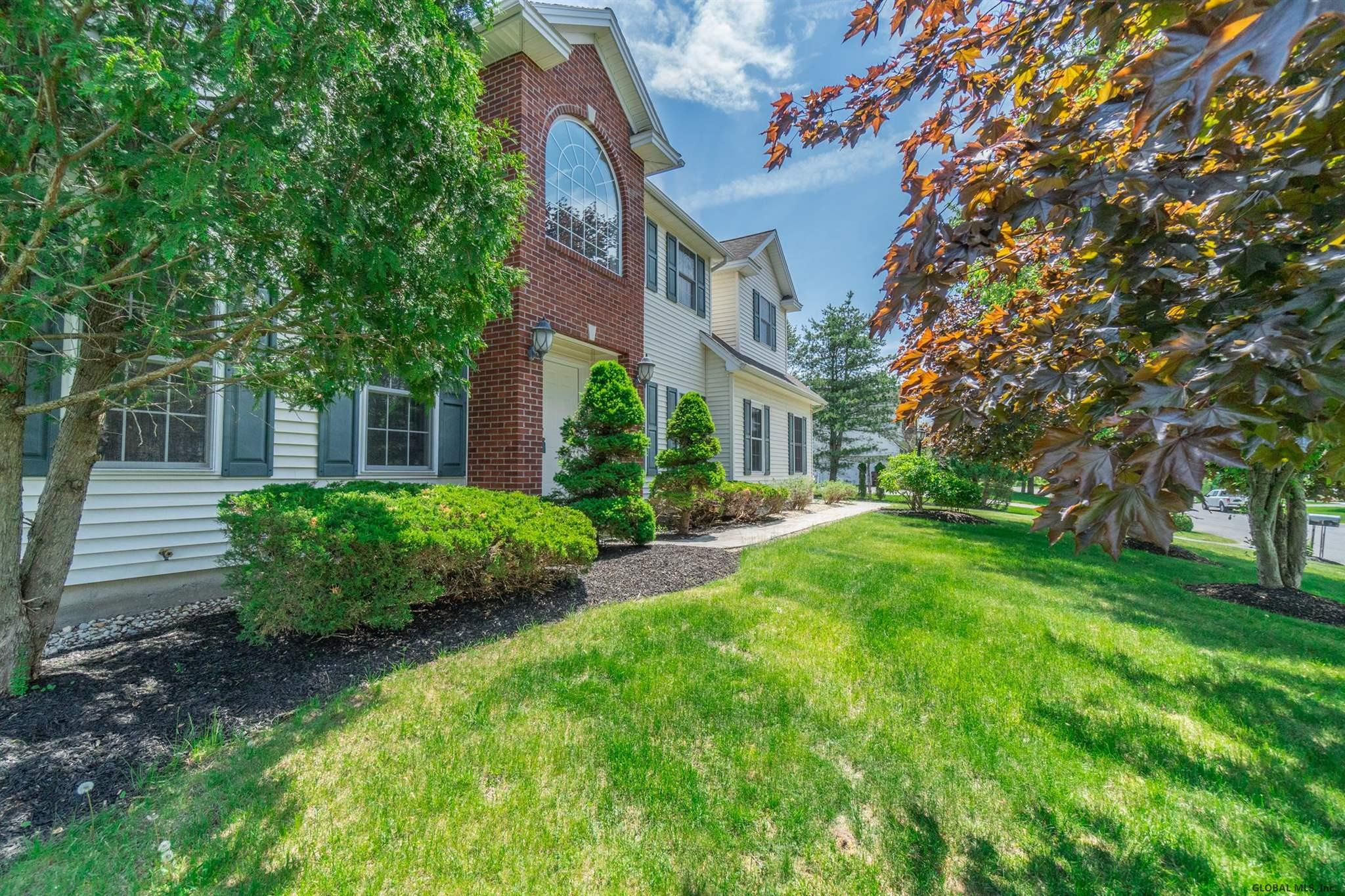 41 Dyke Road Colonie, NY 12110 - Photo 3 of 55 Photo 3