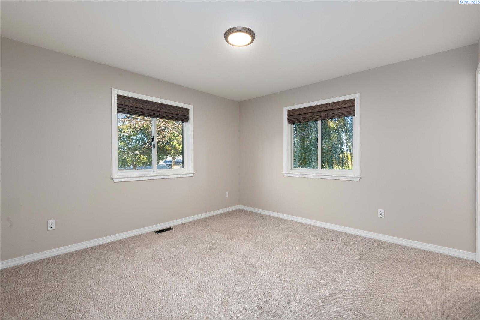 9104 South Moore Road Prosser, WA 99350 - Photo 31 of 50 Gallery Image 31