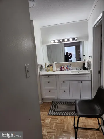 $179,000 | 3900 West Ford Road, Unit 12A, Philadelphia, PA 19131