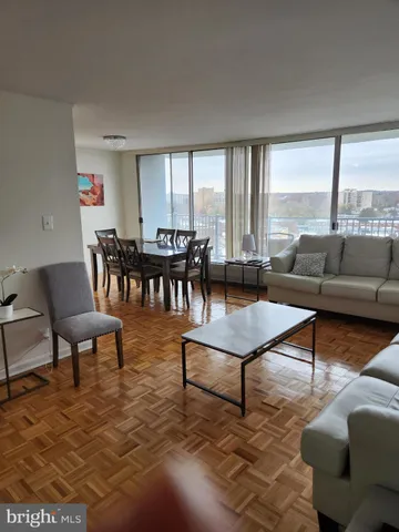 $179,000 | 3900 West Ford Road, Unit 12A, Philadelphia, PA 19131