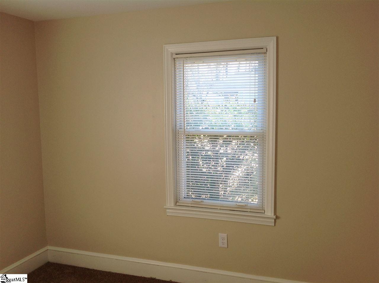 204 Phillips Street Clinton, SC 29325 - Photo 21 of 24 Gallery Image 21
