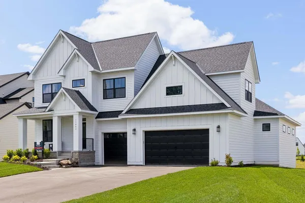 $1,002,265 | 6235 134th Street North, Hugo, MN 55038