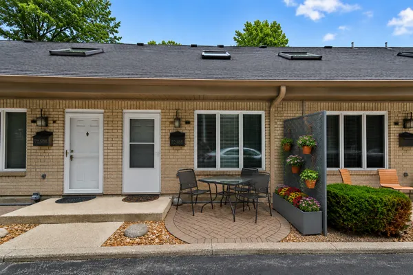 $220,000 | 7248 Dixon Street, Unit B, Forest Park, IL 60130