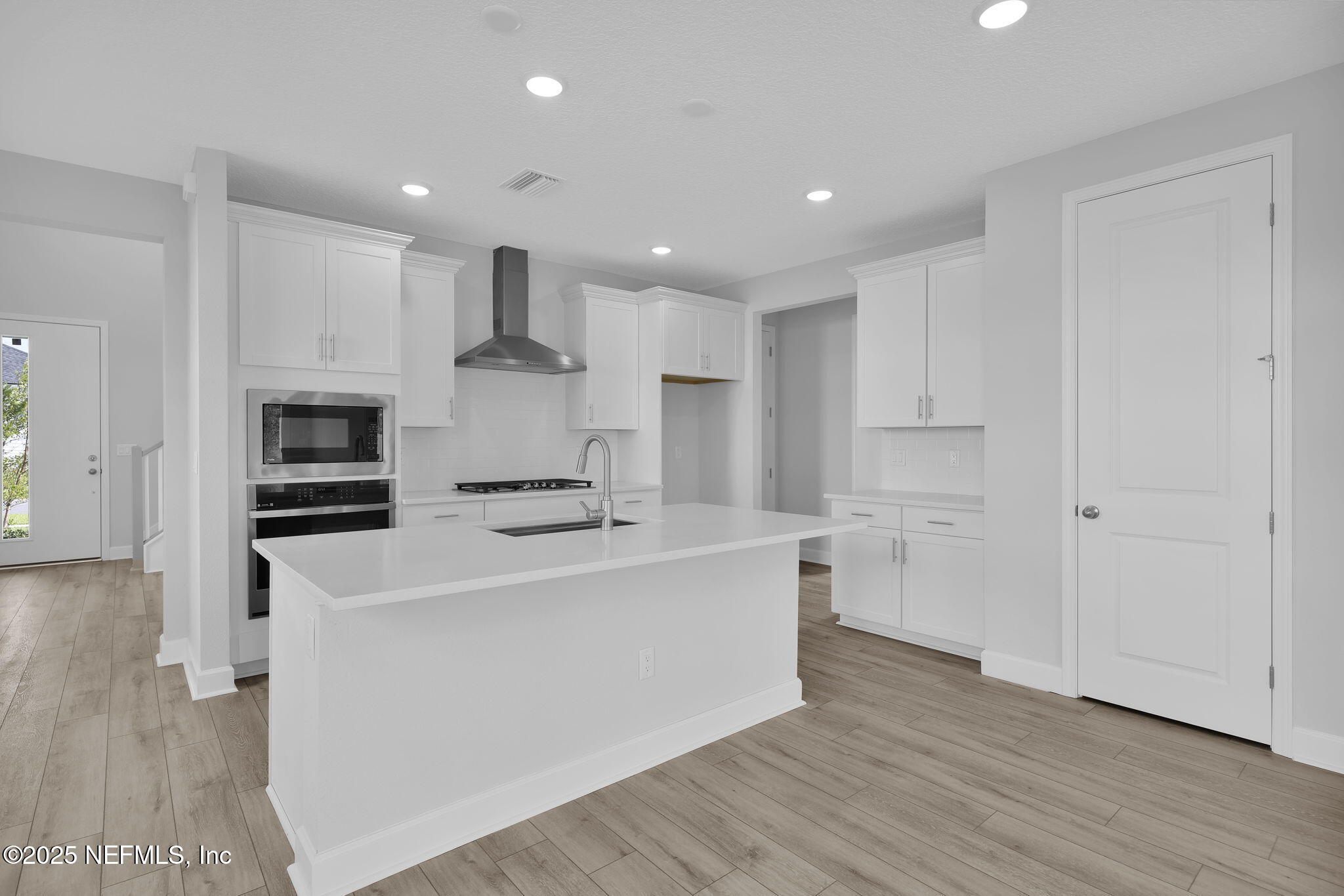 374 Sutton Drive Ponte Vedra, FL 32081 - Photo 10 of 39 51-web-or-mls-374 sutton Dr_011