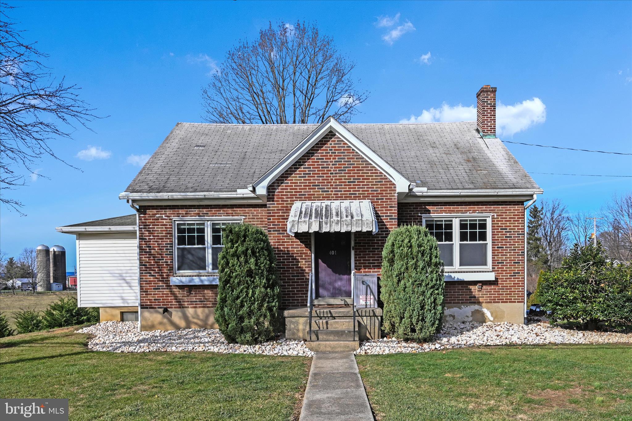 401 Park Road Fleetwood, PA 19522 - Photo 3 of 47 a front view of a house with a yard