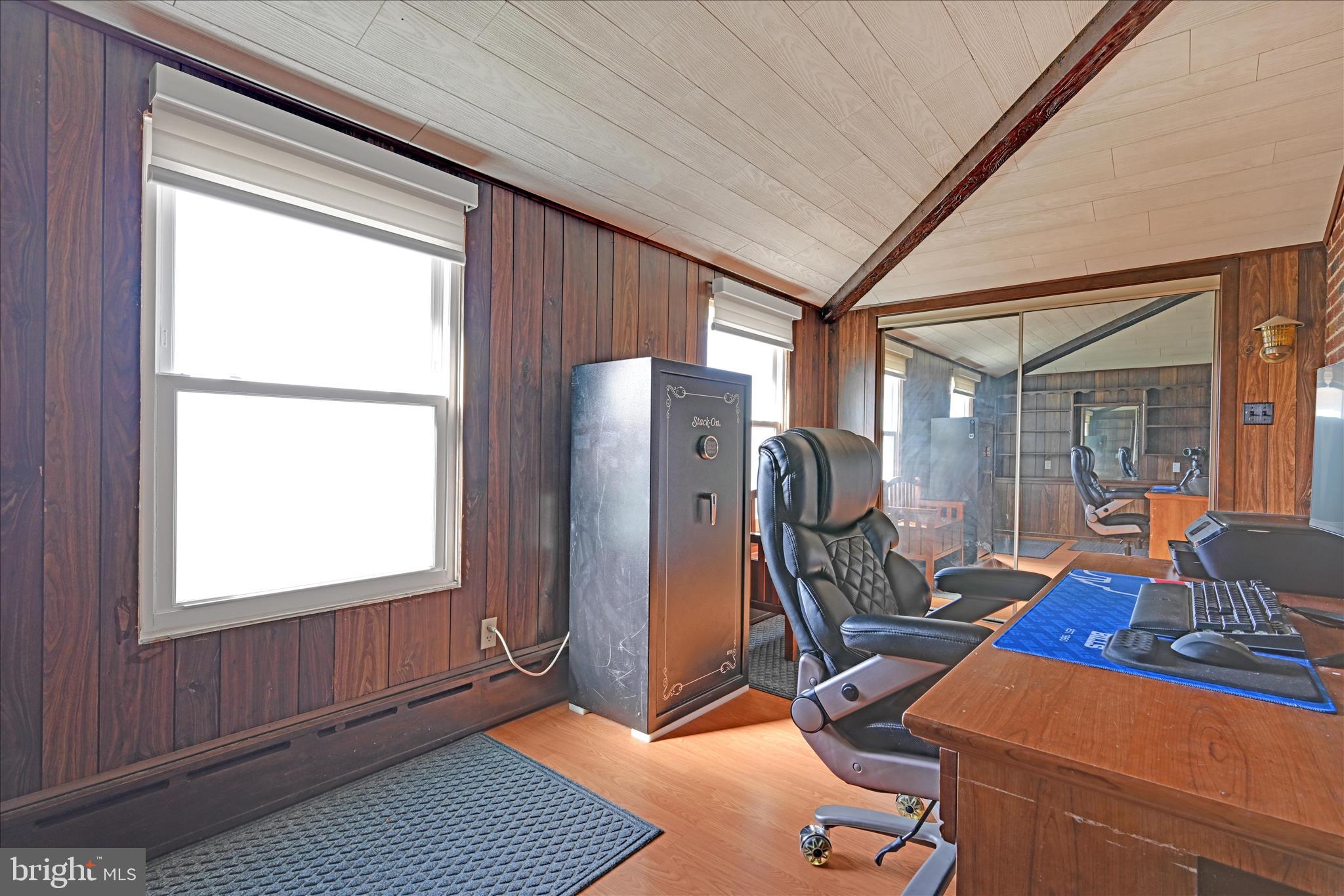 401 Park Road Fleetwood, PA 19522 - Photo 34 of 47 a room with gym equipment and large window