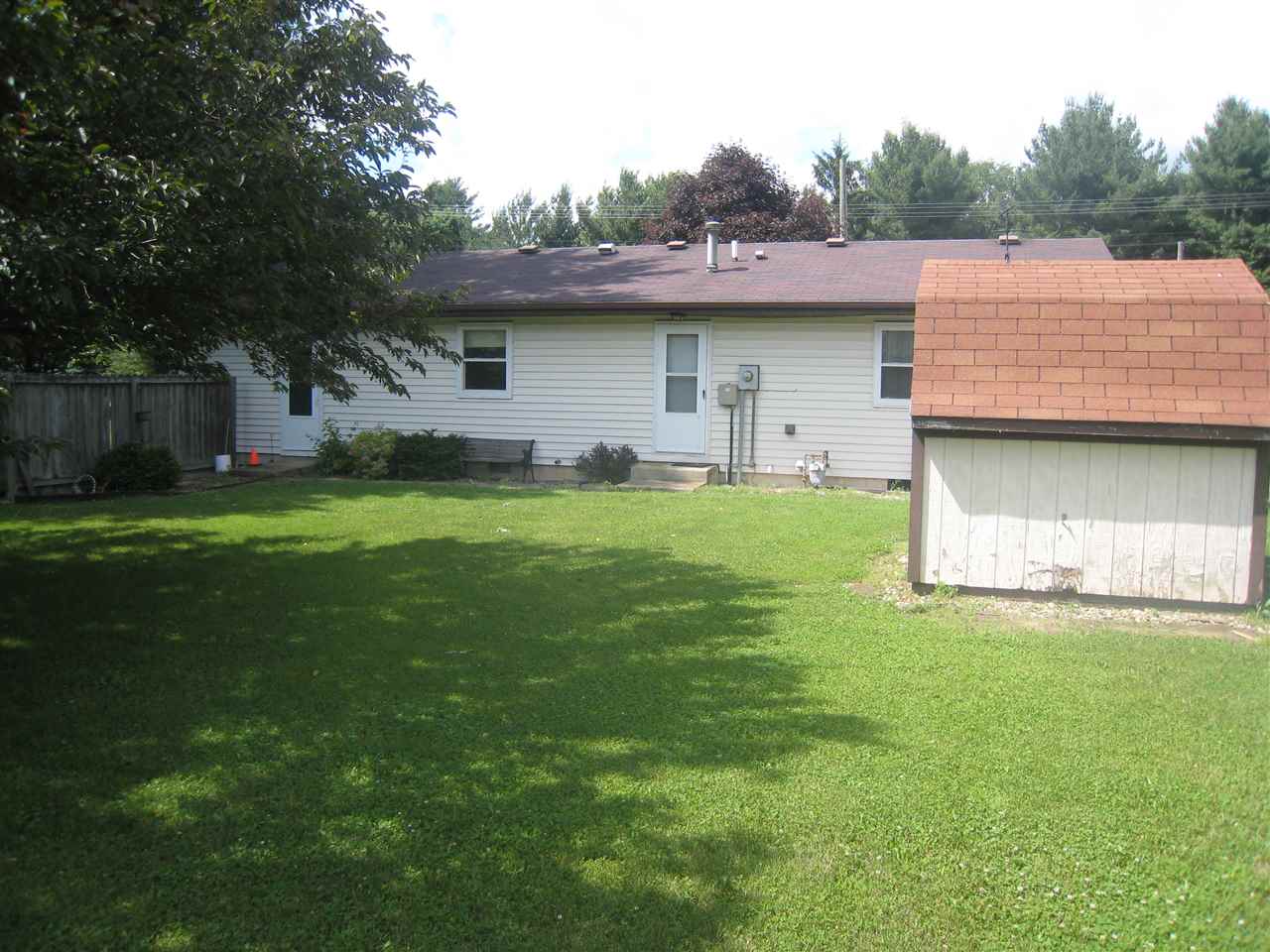 823 West 18th Street Rochester, IN 46975 - Photo 7 of 9