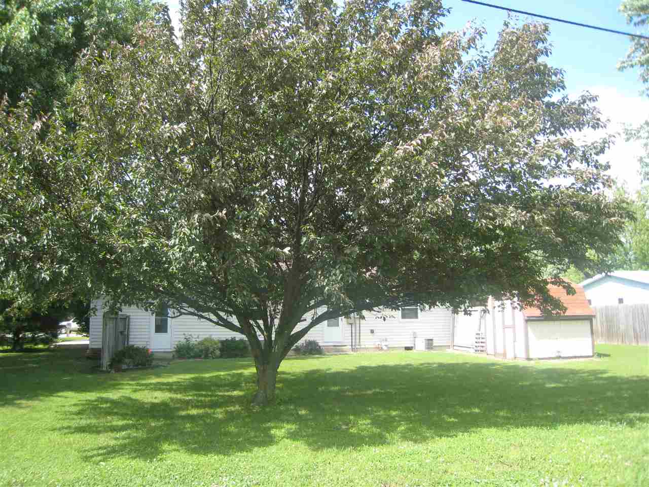 823 West 18th Street Rochester, IN 46975 - Photo 8 of 9