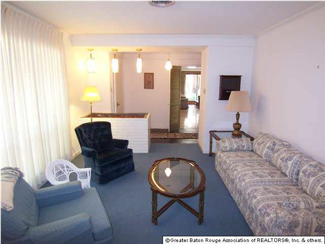 6089 Moss Lane Baton Rouge, LA 70808 - Photo 11 of 21 Gallery Image 11