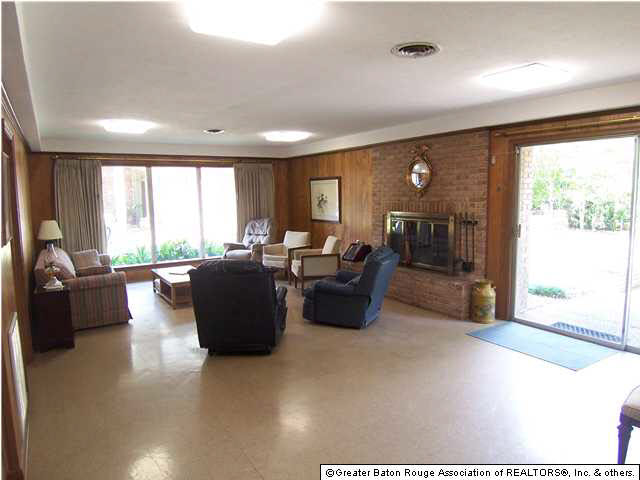 6089 Moss Lane Baton Rouge, LA 70808 - Photo 8 of 21 Gallery Image 8