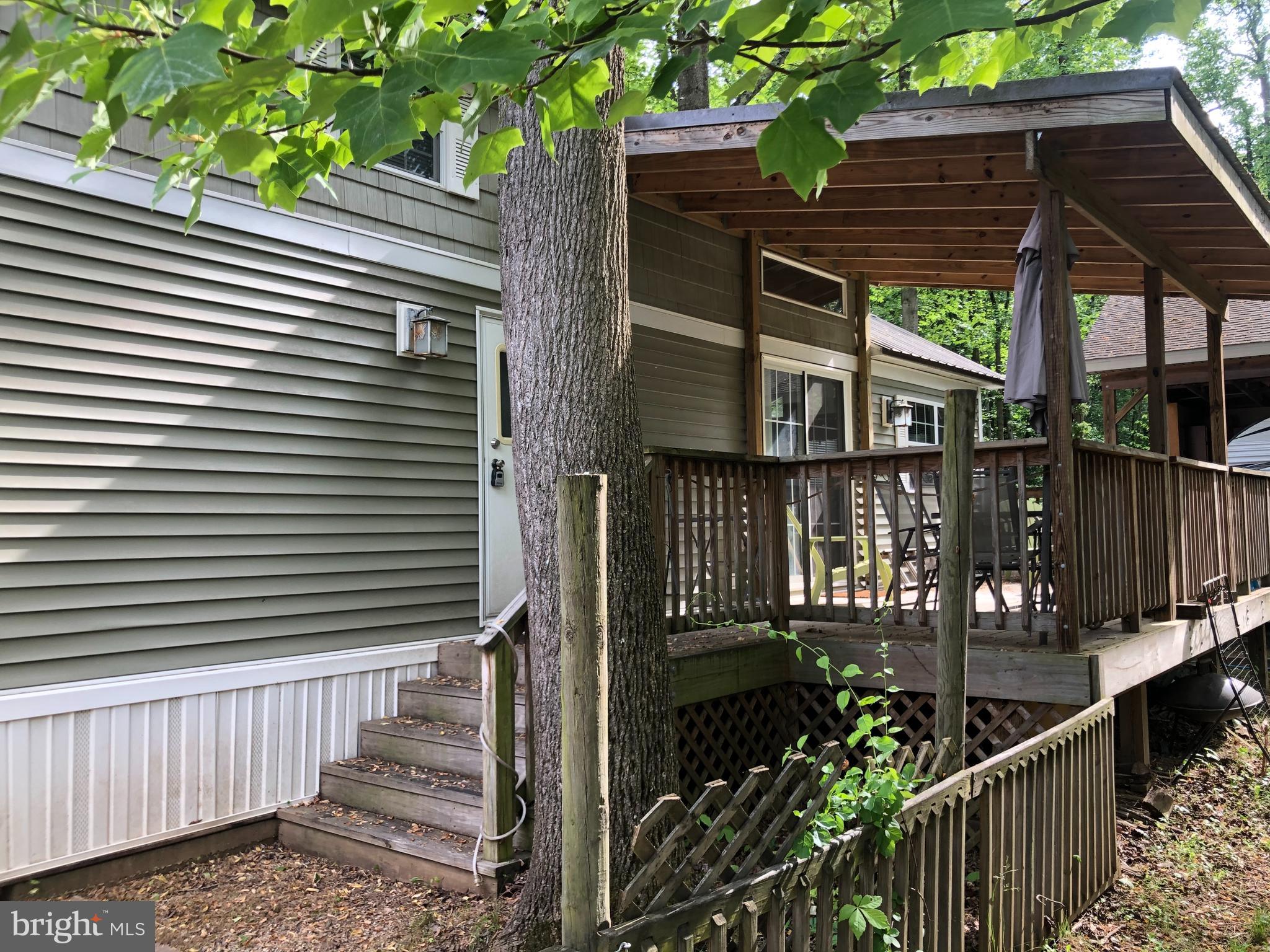 139 Block Boo Boo Boulevard Falling Waters, WV 25419 - Photo 19 of 25
