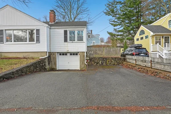 $655,000 | 9 Pinewood Avenue, Beverly, MA 01915