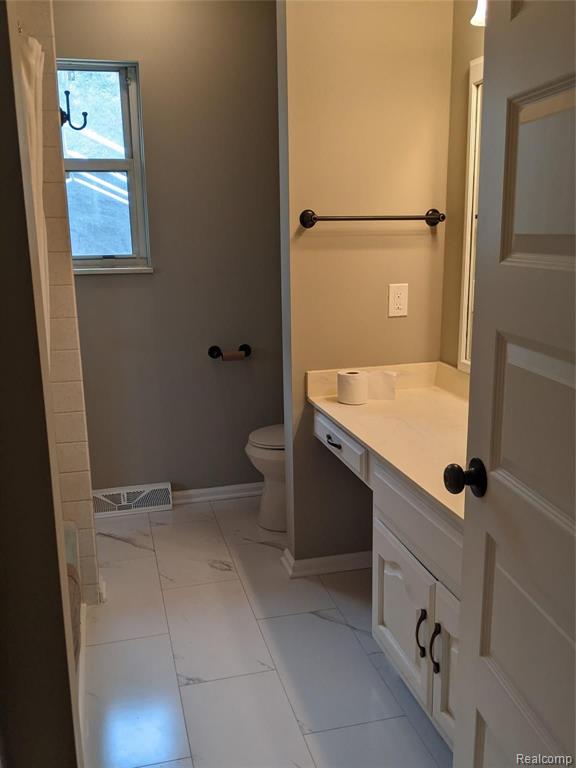 11354 Runyan Lake Road Fenton, MI 48430 - Photo 12 of 23