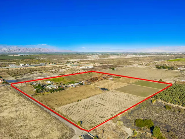 a close view of wooden floor