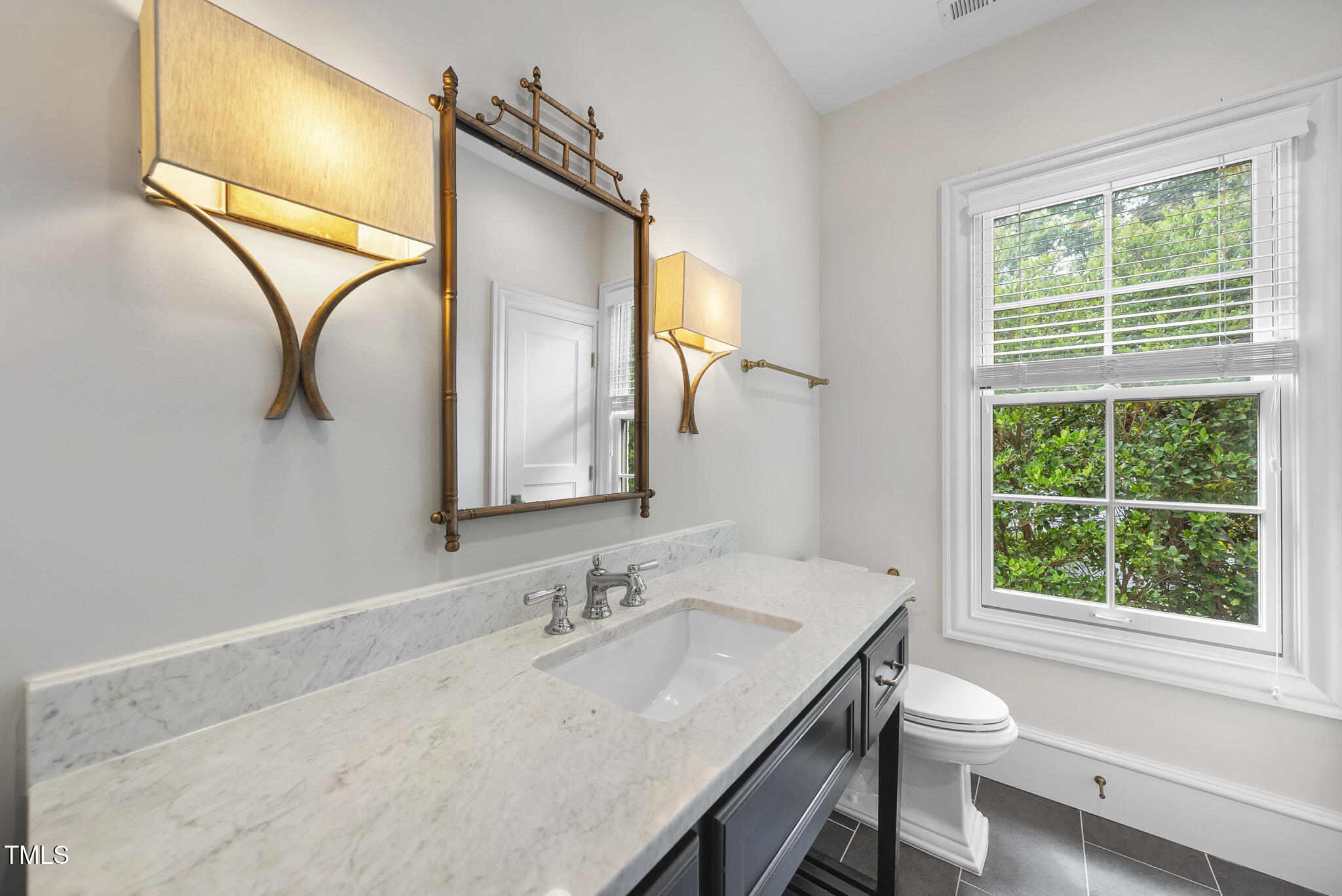 504 Yarmouth Road Raleigh, NC 27608 - Photo 75 of 92 DSC08634