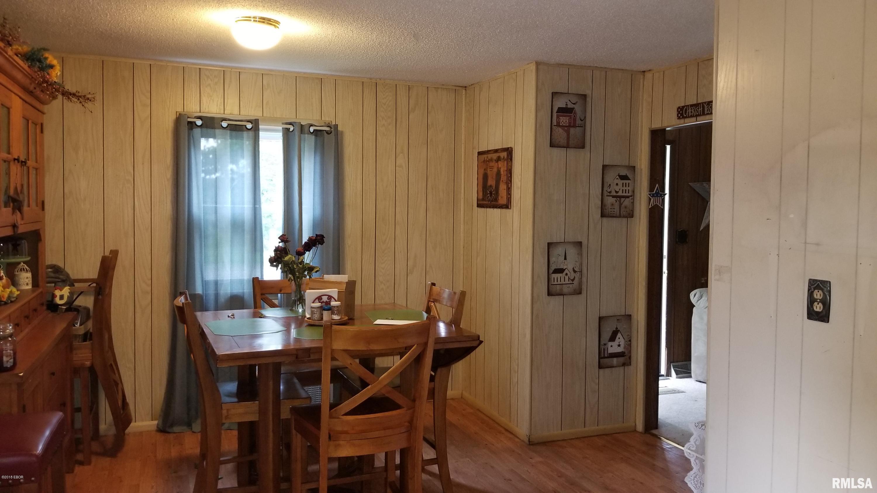 618 West Elm Street Ridgway, IL 62979 - Photo 4 of 14 Gallery Image 4
