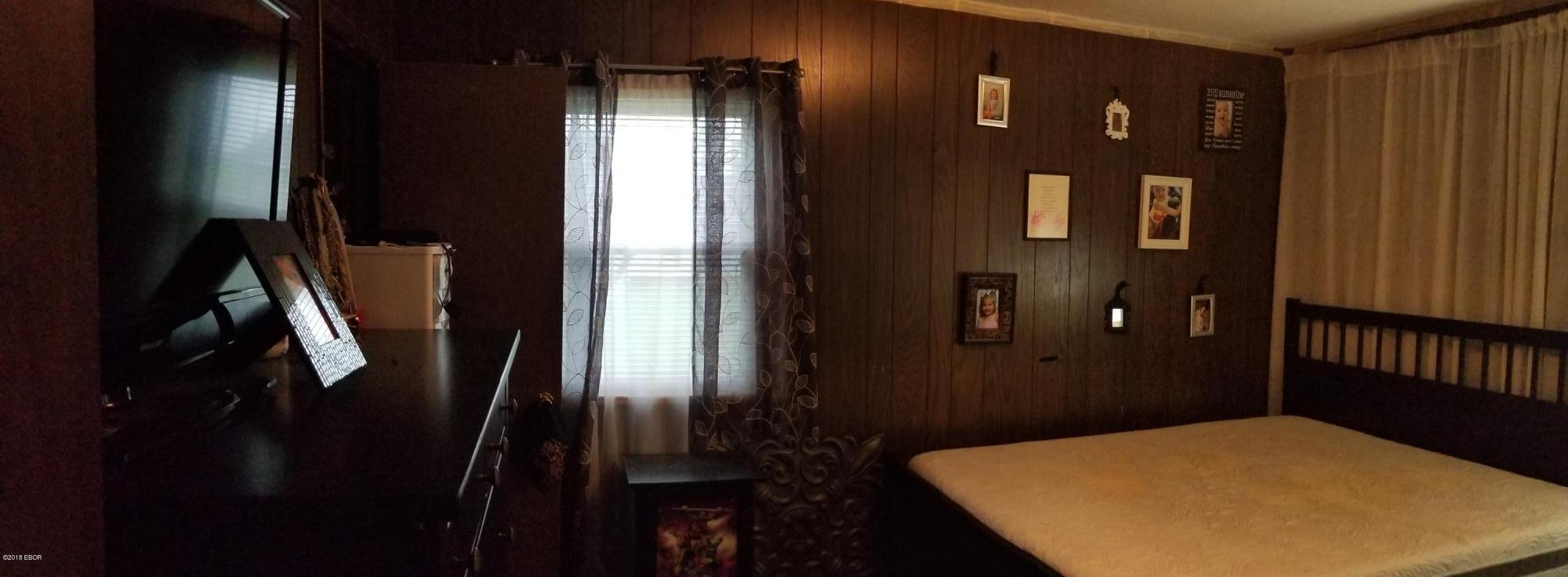618 West Elm Street Ridgway, IL 62979 - Photo 7 of 14 Gallery Image 7