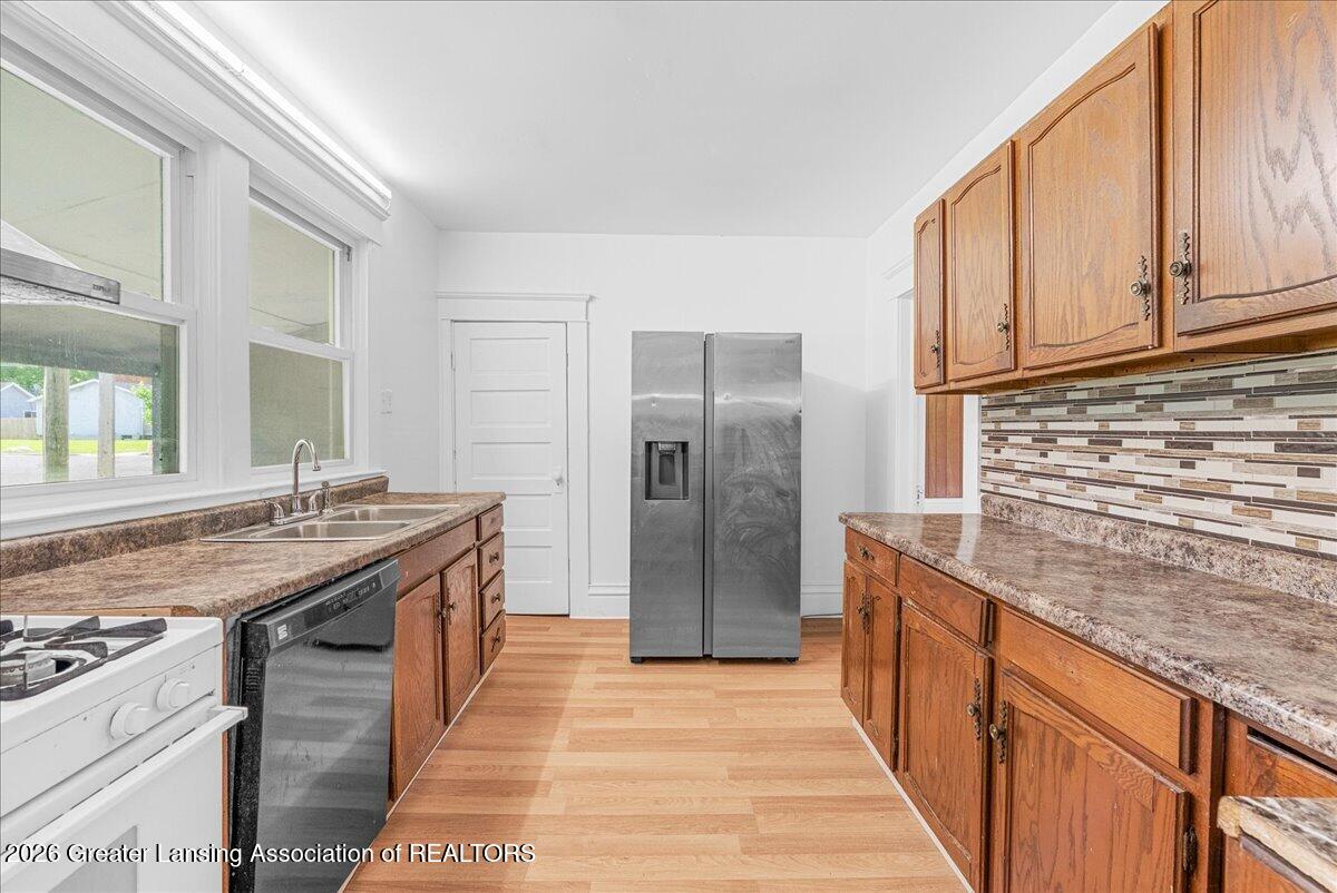 2000 West Jolly Road Lansing, MI 48910 - Photo 17 of 31 18-Media Jett - 13
