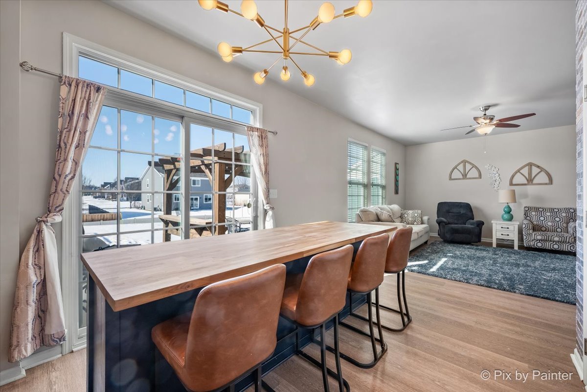 250 Water Lily Lane Elgin, IL 60124 - Photo 14 of 51