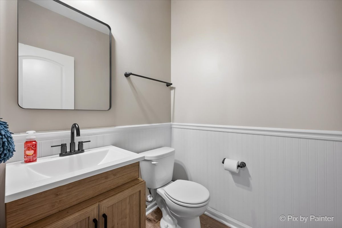 250 Water Lily Lane Elgin, IL 60124 - Photo 5 of 51