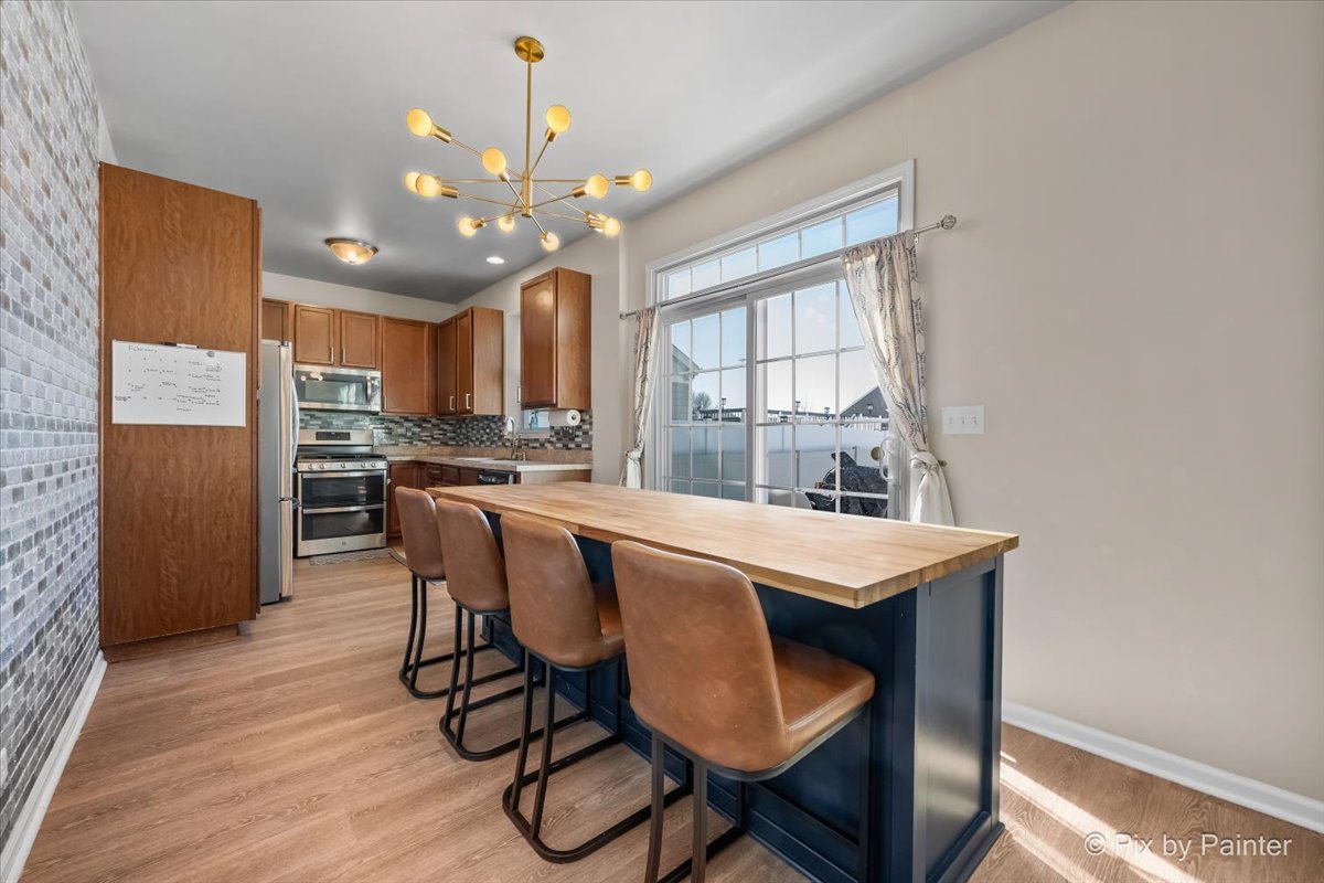 250 Water Lily Lane Elgin, IL 60124 - Photo 10 of 51