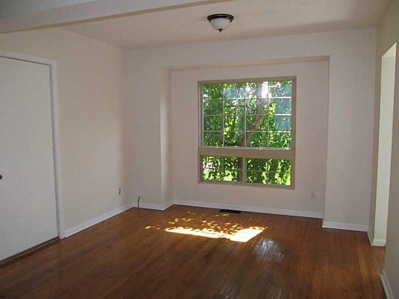 3279 Rebert Pike Springfield, OH 45502 - Photo 6 of 21 Gallery Image 6