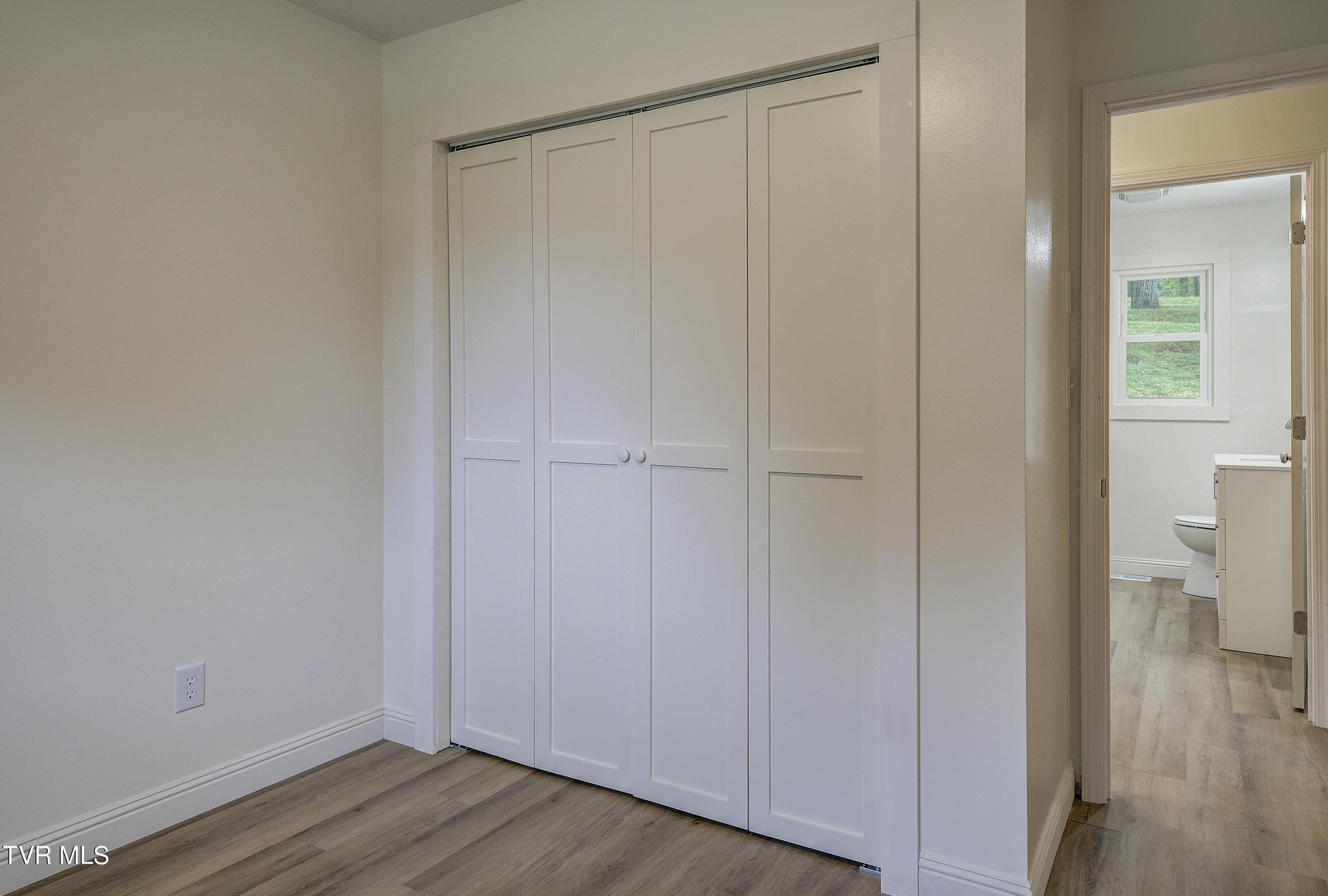 333 Kings Road Piney Flats, TN 37686 - Photo 14 of 40 Closet