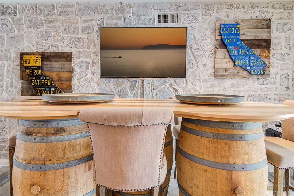 1784 Crestview Avenue Seal Beach, CA 90740 - Photo 19 of 47