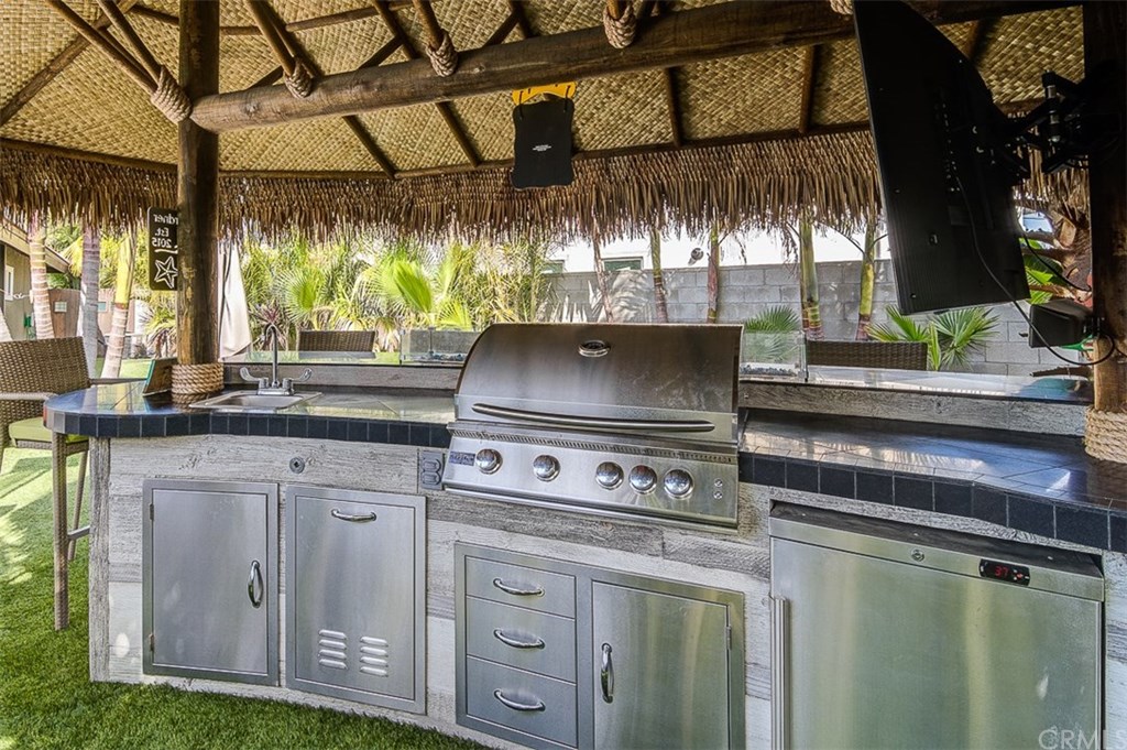 1784 Crestview Avenue Seal Beach, CA 90740 - Photo 36 of 47