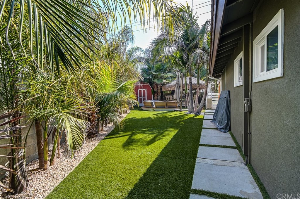 1784 Crestview Avenue Seal Beach, CA 90740 - Photo 39 of 47