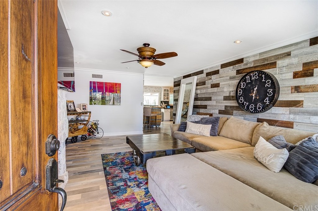 1784 Crestview Avenue Seal Beach, CA 90740 - Photo 7 of 47