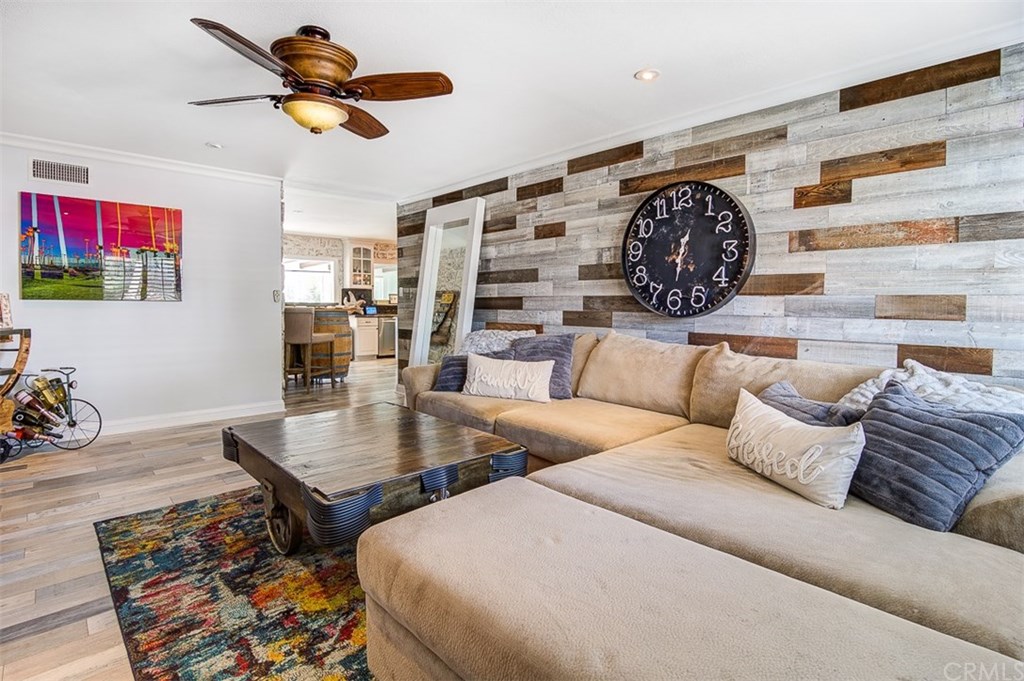 1784 Crestview Avenue Seal Beach, CA 90740 - Photo 8 of 47