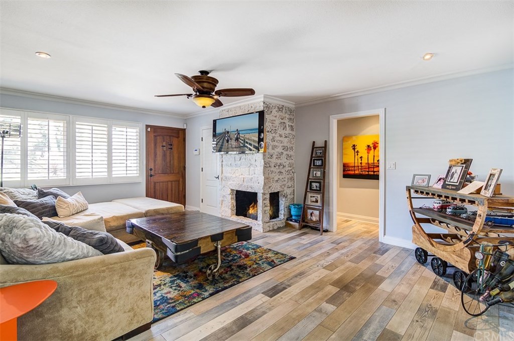 1784 Crestview Avenue Seal Beach, CA 90740 - Photo 10 of 47