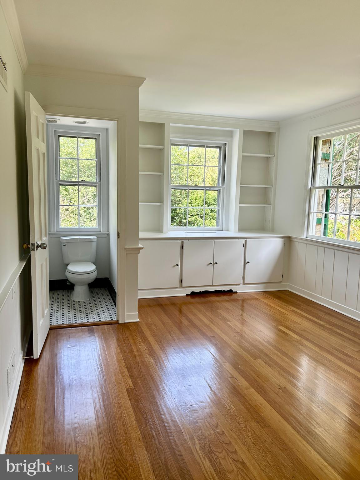 5100 Upton Street Northwest Washington, DC 20016 - Photo 21 of 54