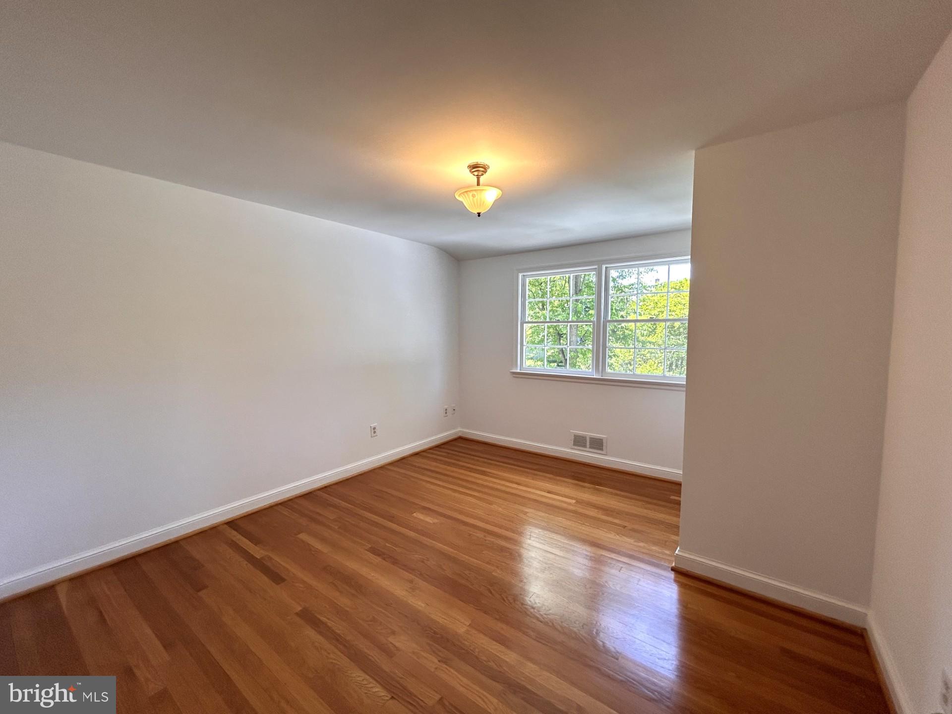 5100 Upton Street Northwest Washington, DC 20016 - Photo 33 of 54