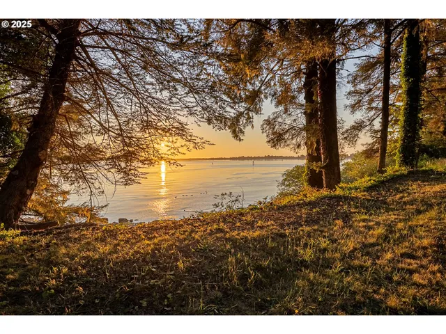 a view of ocean view