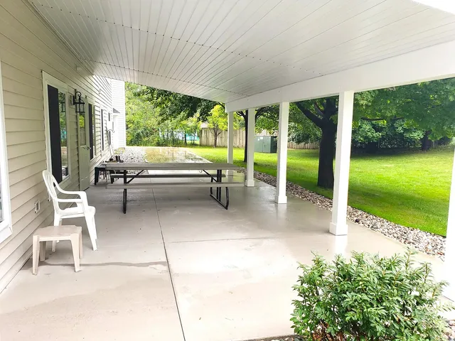 $593 | 1401 Crestview Drive, Petoskey, MI 49770