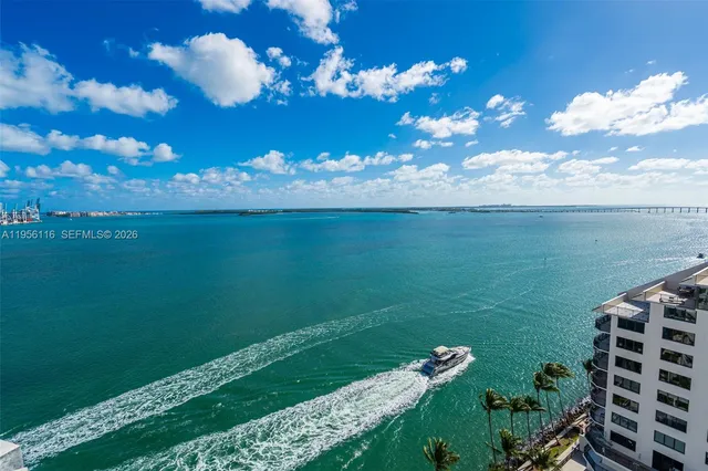 $1,635,000 | 808 Brickell Key Drive, Unit 1808, Miami, FL 33131