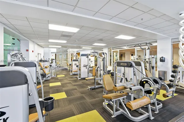 $1,635,000 | 808 Brickell Key Drive, Unit 1808, Miami, FL 33131