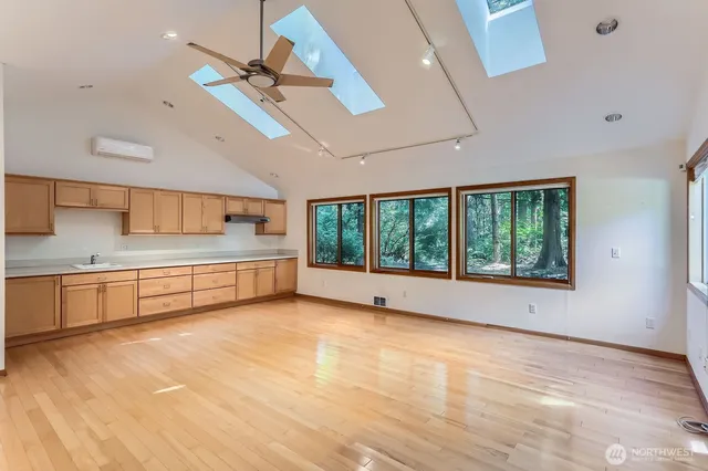 $5,250 | 22431 Northeast 60th Street, Redmond, WA 98053