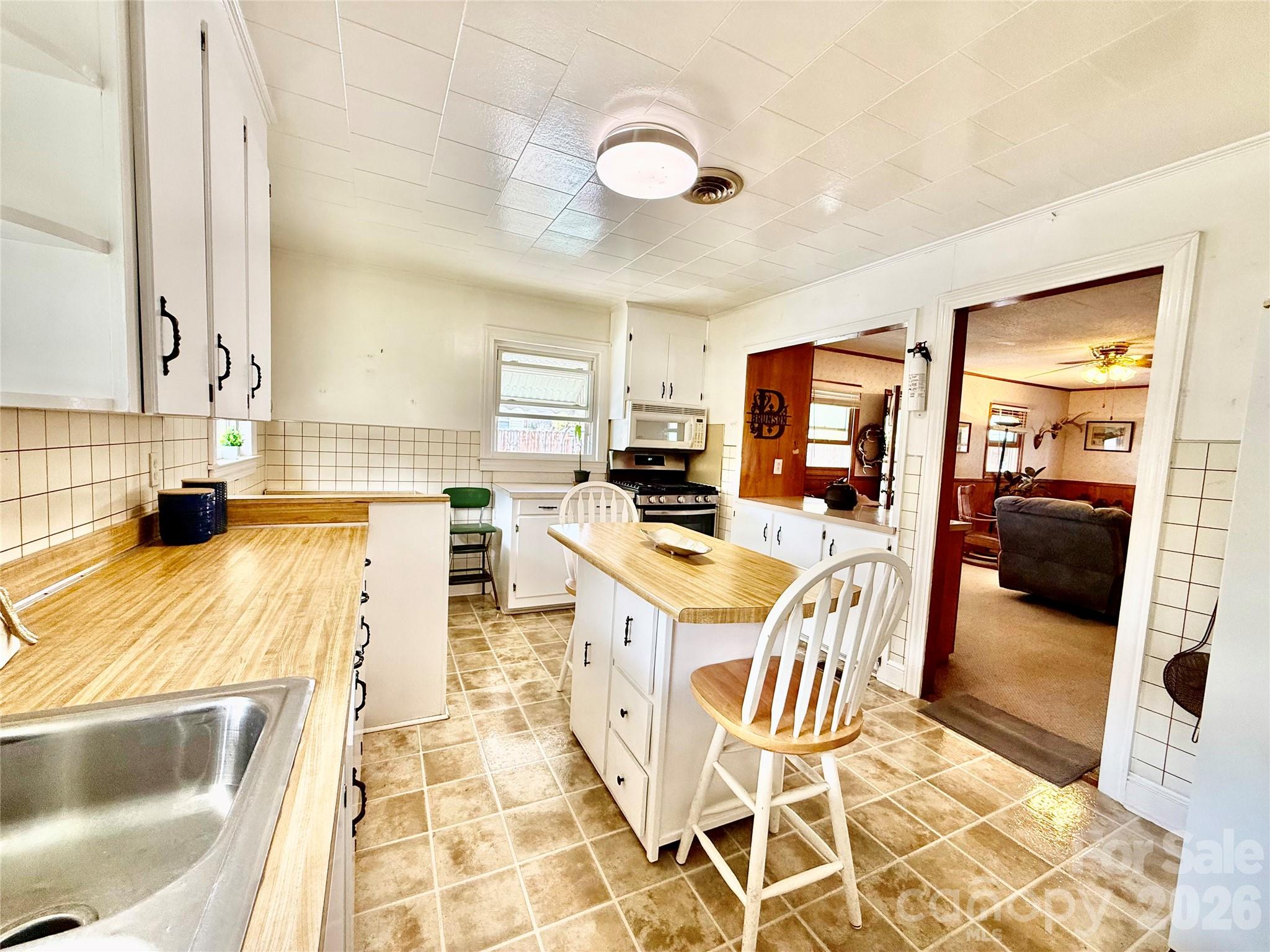 103 Magnolia Avenue Great Falls, SC 29055 - Photo 7 of 29