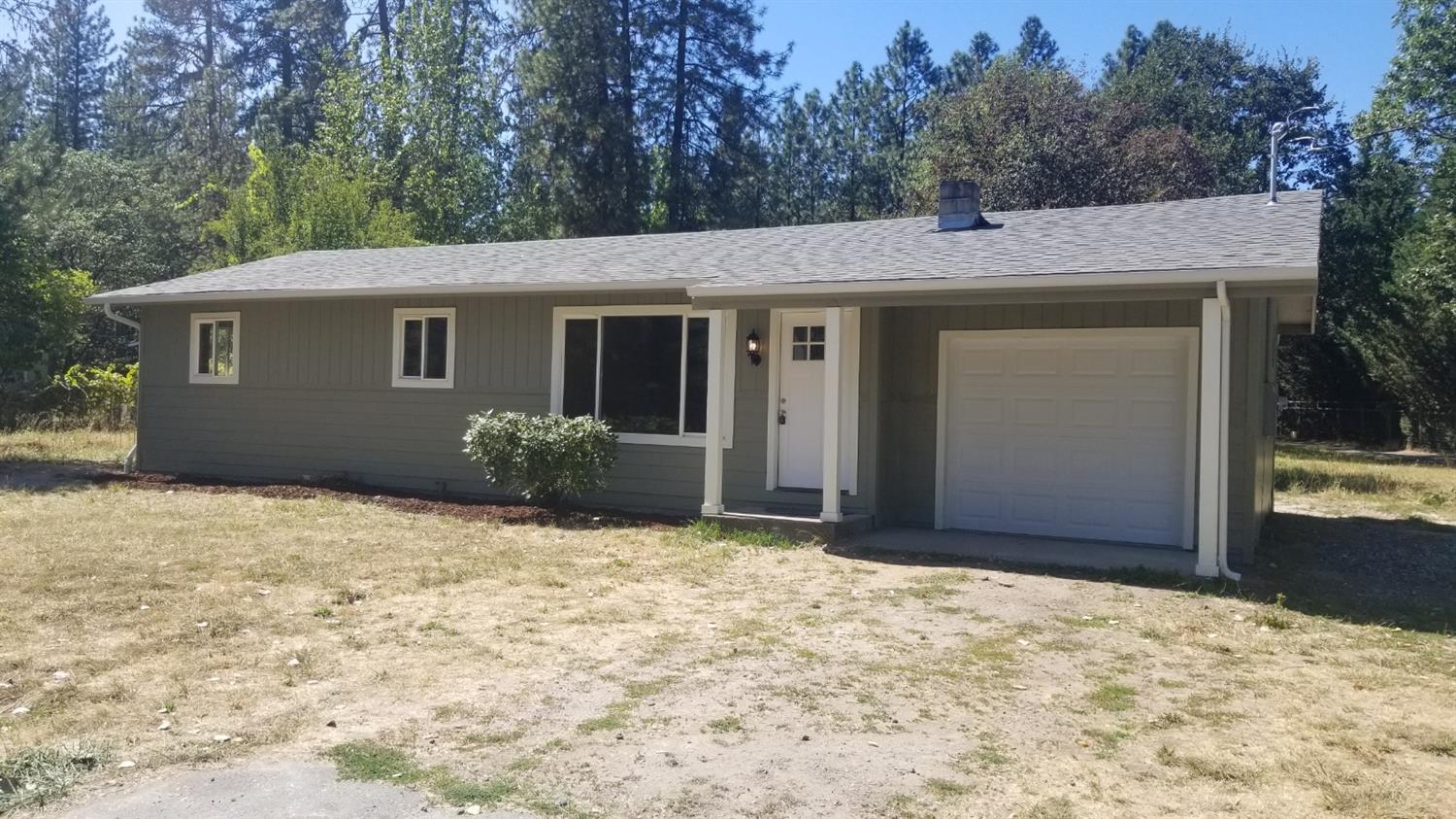 4180 New Hope Road Grants Pass, OR 97527 - Photo 1 of 20 Primary Photo