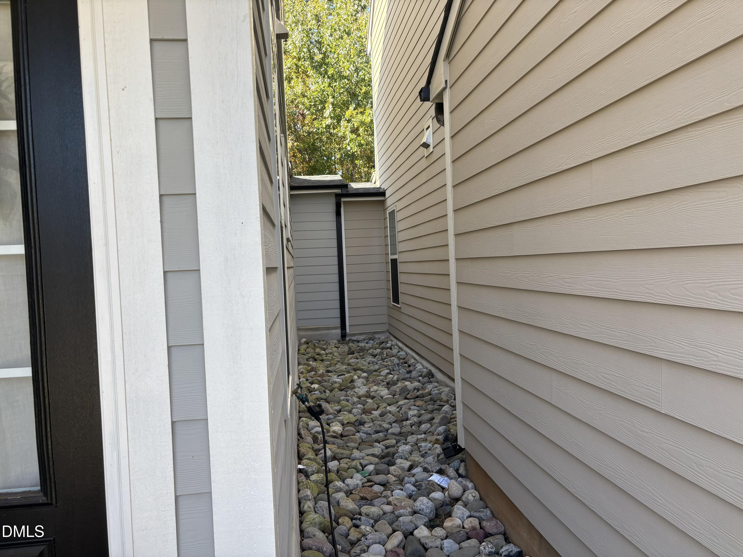 2105 Goudy Drive Raleigh, NC 27615 - Photo 39 of 41 20251021_175800512_iOS