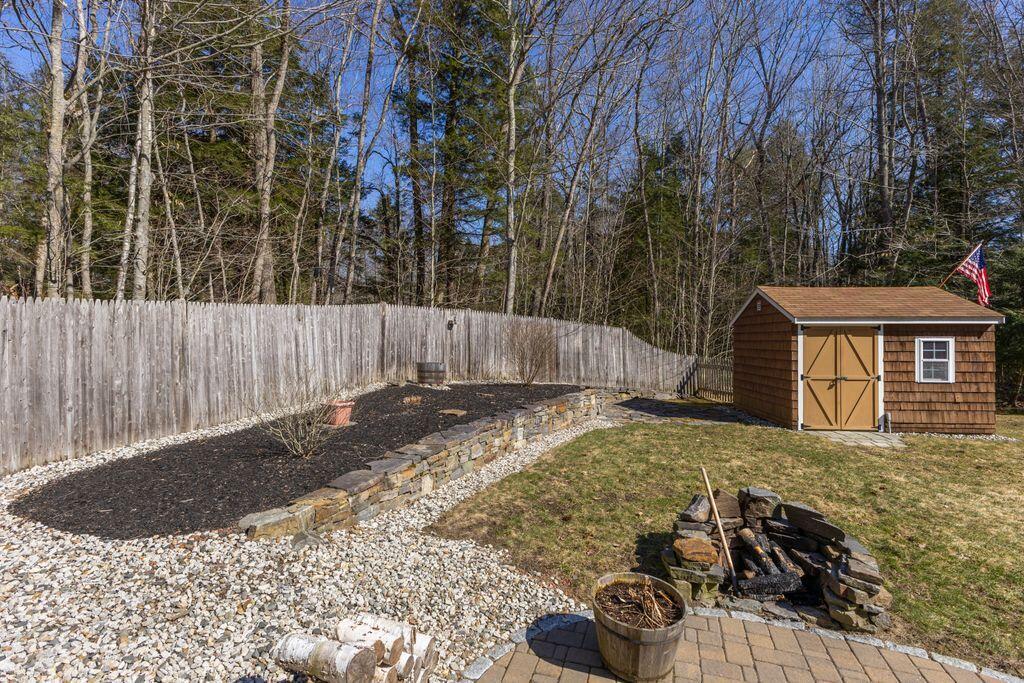 139 Albion Road Windham, ME 04062 - Photo 7 of 43 39__V5A8628