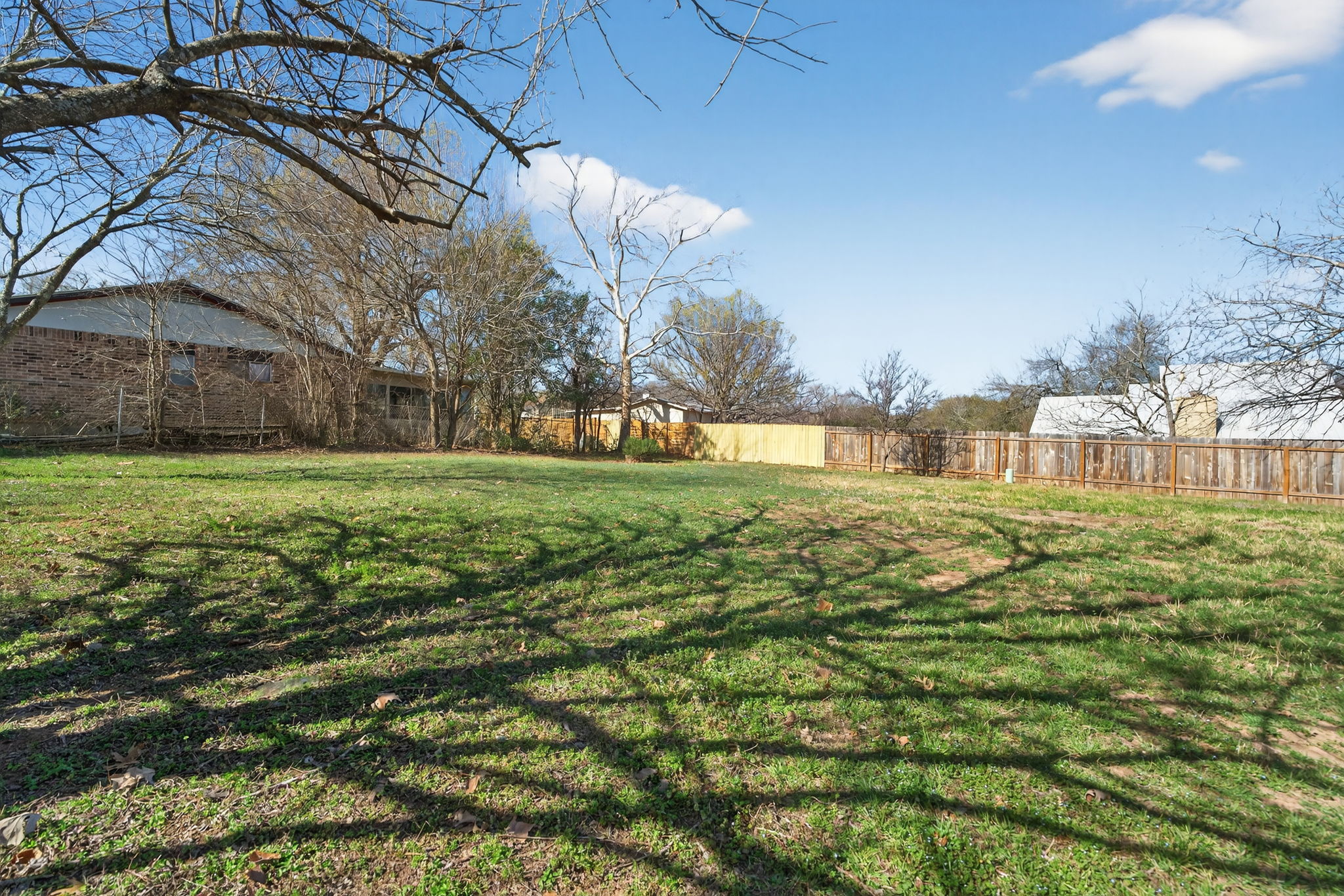 8400 Seminary Ridge Drive Austin, TX 78745 - Photo 28 of 37 View of yard