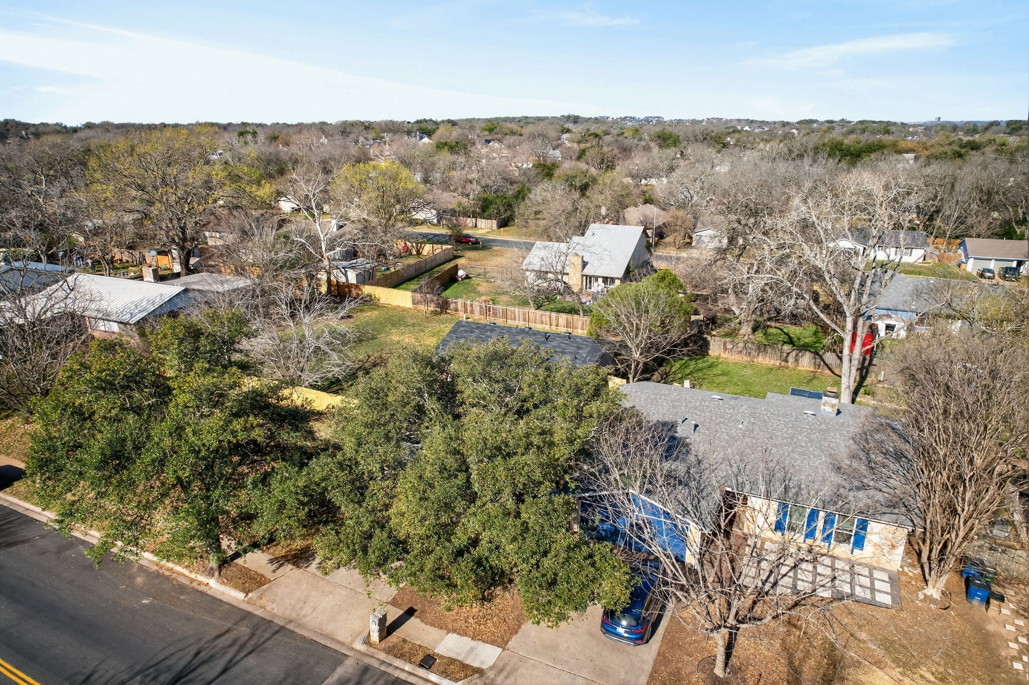 8400 Seminary Ridge Drive Austin, TX 78745 - Photo 33 of 37 Aerial view of residential area
