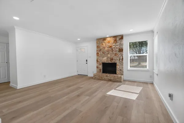 $3,500 | 8400 Seminary Ridge Drive, Austin, TX 78745