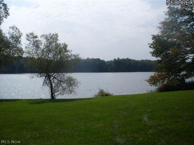 368 Stroup Road Atwater, OH 44201 - Photo 4 of 12