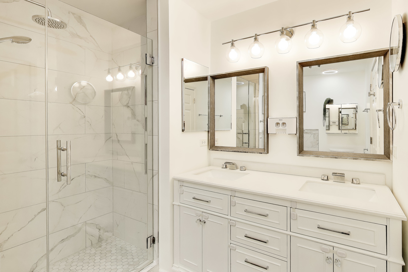662 Elizabeth Court Romeoville, IL 60446 - Photo 16 of 26 Gallery Image 16