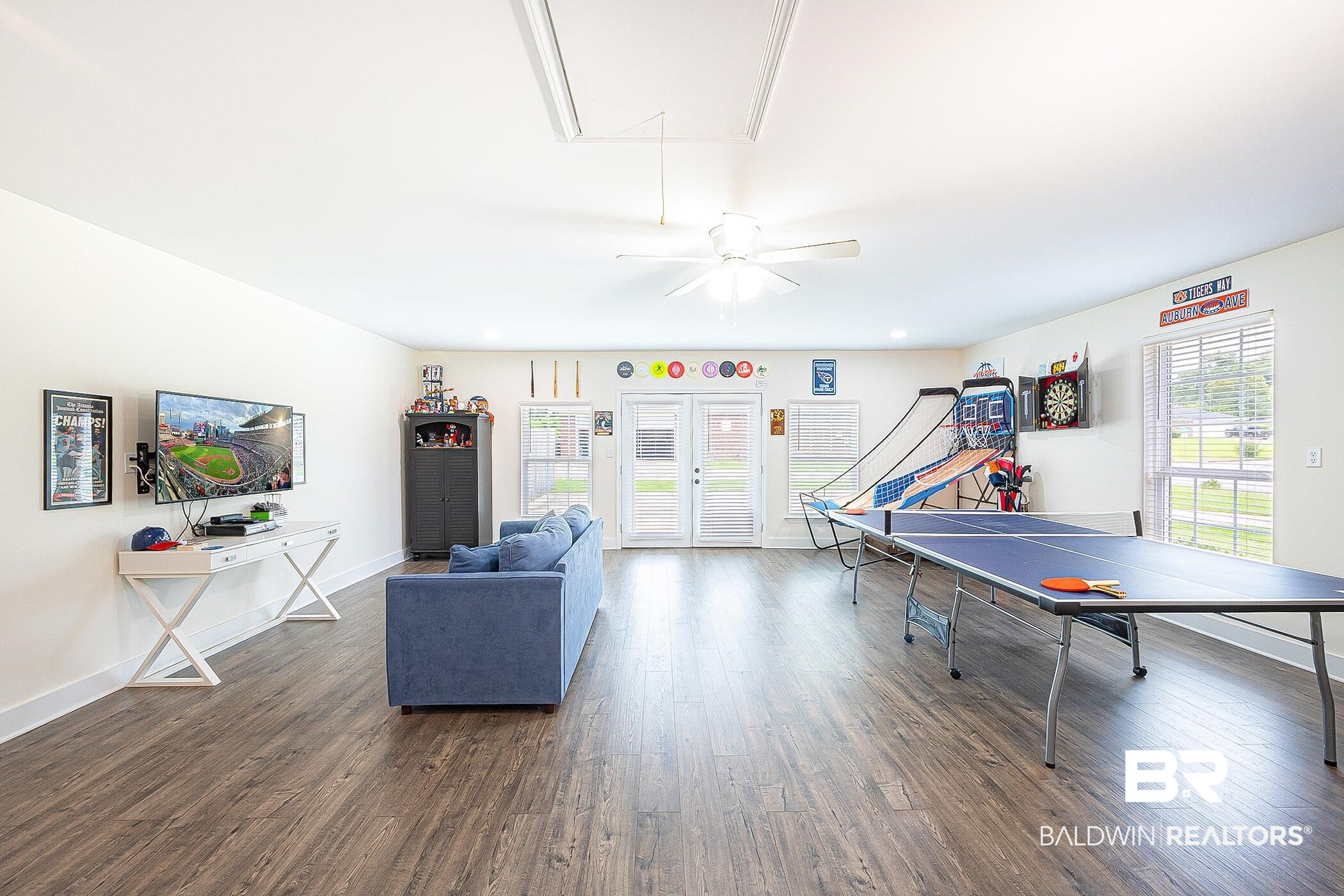 5304 Lansdowne Drive Mobile, AL 36693 - Photo 21 of 28 Extra large bonus room!